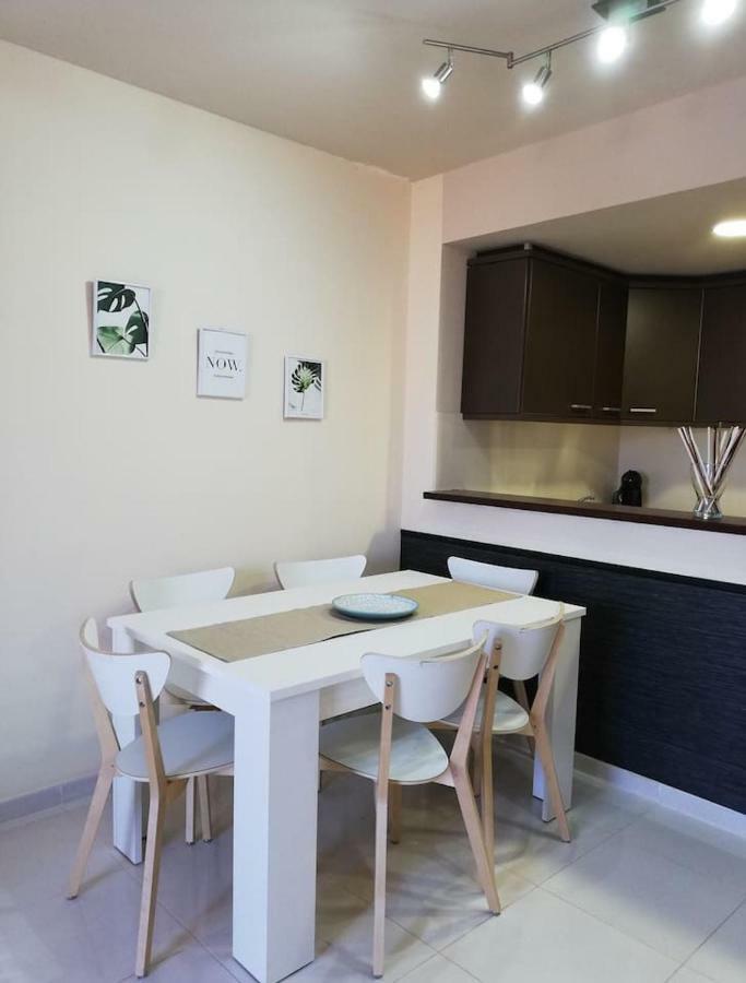 Residencial Delta Garden'S Lejlighed Sant Jaume d'Enveja Eksteriør billede